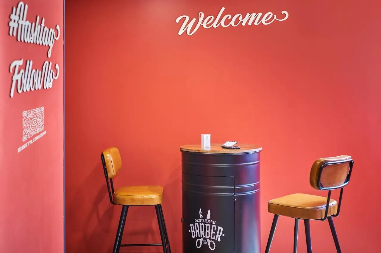 Ibis Styles Gare De L'est Magenta