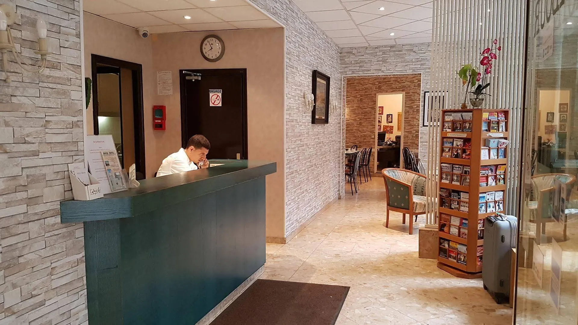Ibis Styles Gare De L'est Magenta 3* Paris