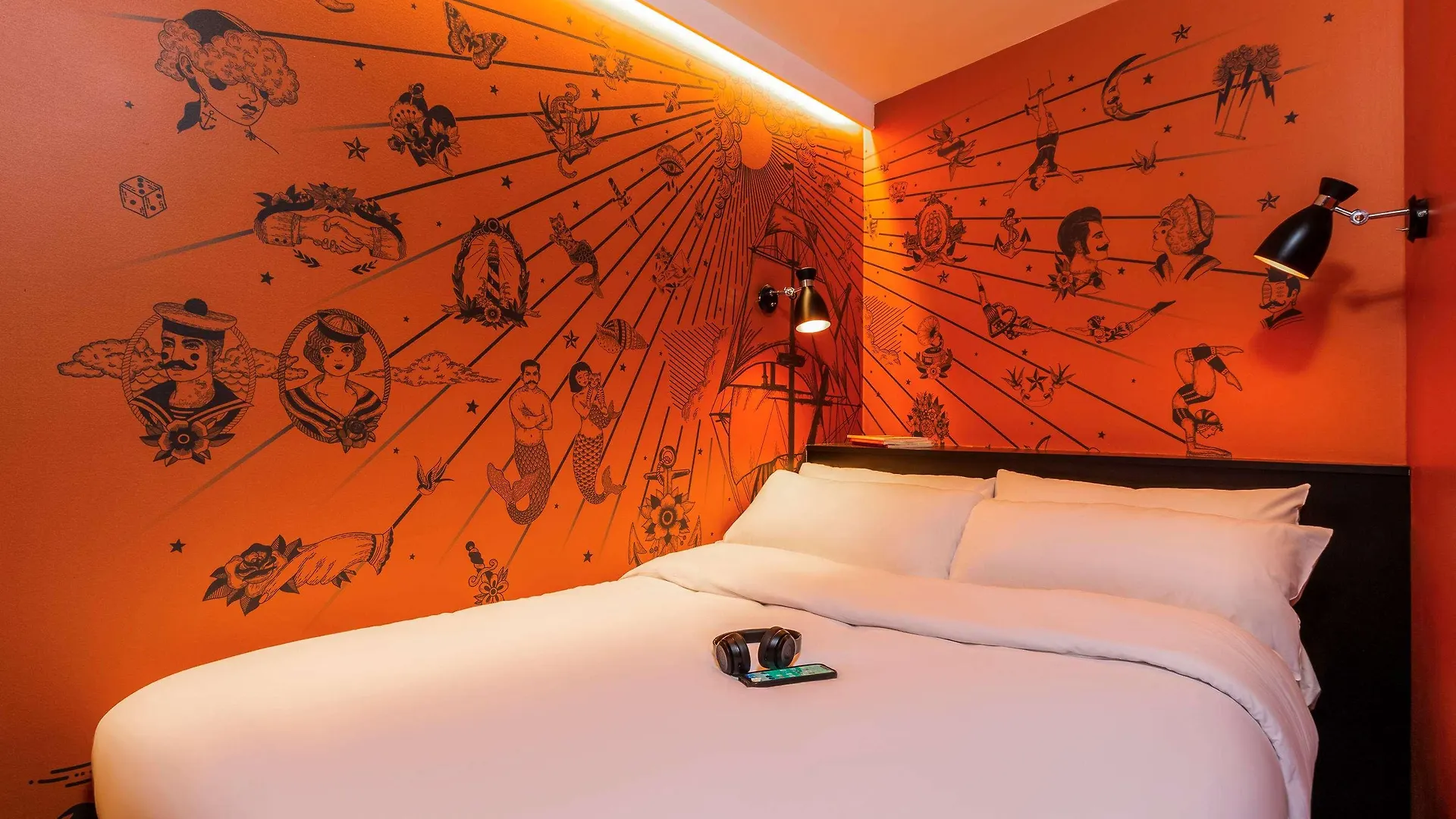 Ibis Styles Gare De L'est Magenta 3*