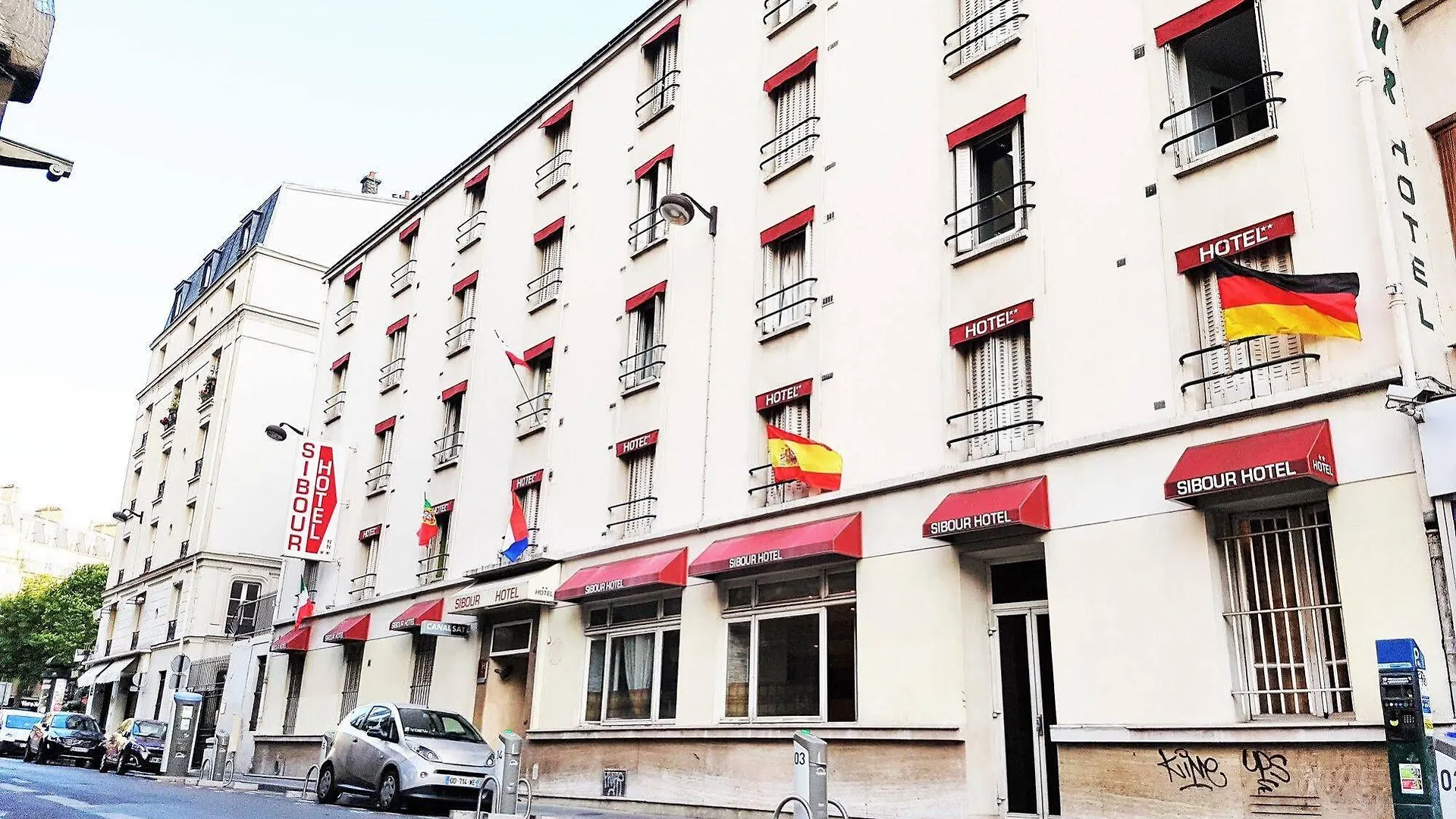 Ibis Styles Gare De L'est Magenta 3*